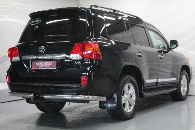 Toyota Land Cruiser 200 Series Рестайлинг 1 с пробегом 2013 года, цена 3 569 000 рублей, 351564 км, внедорожник, Автокод Объявления