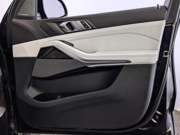 BMW X5 IV (G05/G18) Рестайлинг с пробегом 2025 года, цена 14 650 000 рублей, 7116 км, внедорожник, Автокод Объявления