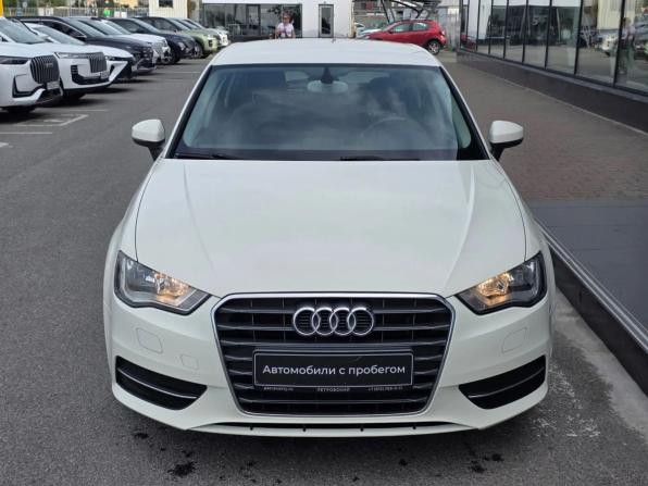 Audi A3 III (8V) с пробегом 2014 года, цена 990 000 рублей, 192345 км, хэтчбек, Автокод Объявления