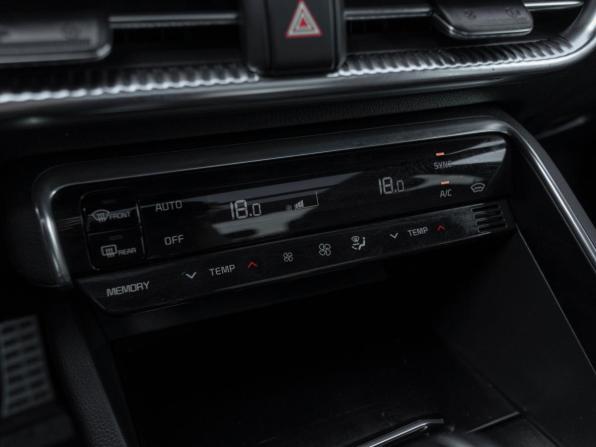 Kia K5 III с пробегом 2020 года, цена 2 940 000 рублей, 77836 км, седан, Автокод Объявления