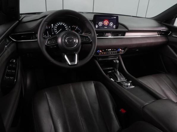 Mazda 6 III (GJ) Рестайлинг 2 с пробегом 2019 года, цена 2 756 000 рублей, 148956 км, седан, Автокод Объявления