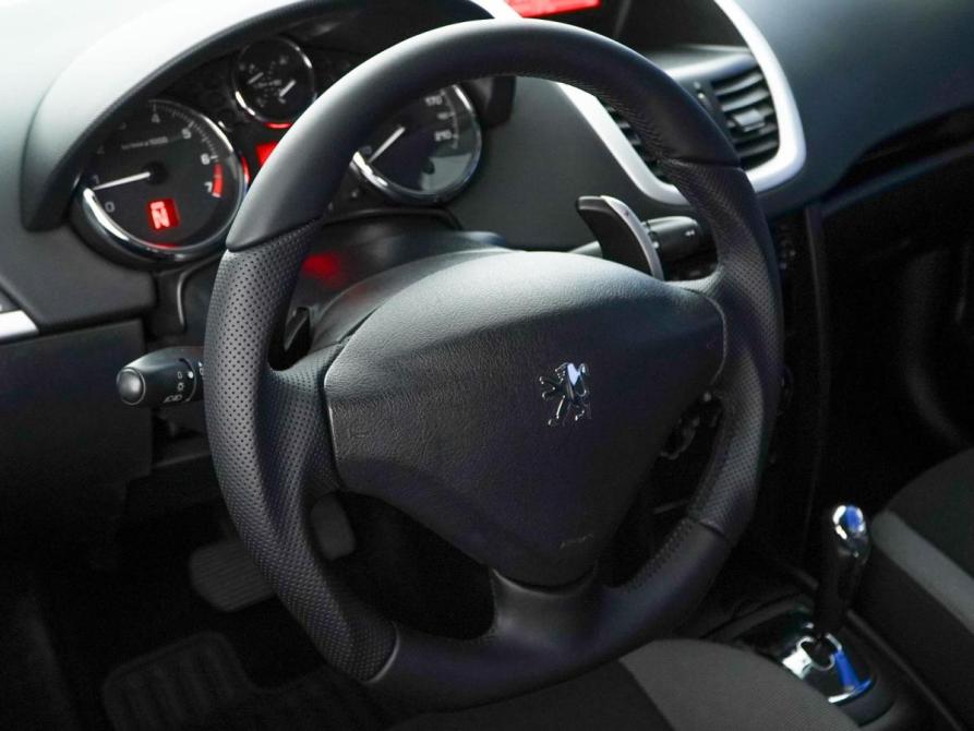Peugeot 207 I Москва  - изображение 12