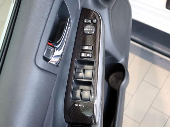 Toyota Camry VII (XV50) Рестайлинг с пробегом 2015 года, цена 1 850 000 рублей, 167208 км, седан, Автокод Объявления
