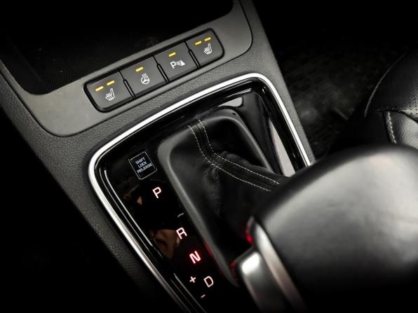 Kia Rio IV Рестайлинг с пробегом 2021 года, цена 1 650 000 рублей, 53811 км, седан, Автокод Объявления