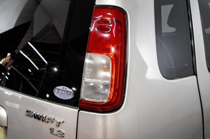 Suzuki Swift II Рестайлинг с пробегом 2003 года, цена 399 000 рублей, 266000 км, хэтчбек, Автокод Объявления