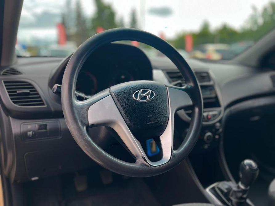 Hyundai Solaris I Альметьевск  - изображение 11