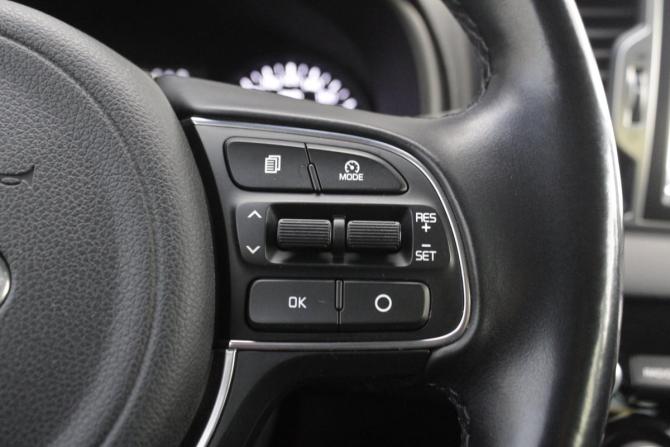 Kia Sportage IV Рестайлинг с пробегом 2018 года, цена 2 190 000 рублей, 131190 км, внедорожник, Автокод Объявления