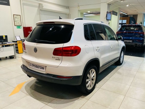 Volkswagen Tiguan I Рестайлинг с пробегом 2011 года, цена 1 099 000 рублей, 253000 км, внедорожник, Автокод Объявления