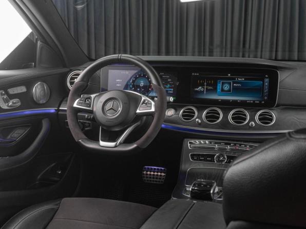 Mercedes-Benz E-Класс V (W213 S213 C238) с пробегом 2018 года, цена 3 699 000 рублей, 130211 км, седан, Автокод Объявления