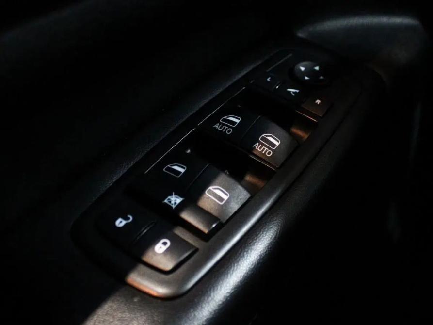 Jeep Grand Cherokee IV (WK2) Рестайлинг Минеральные Воды  - изображение 19