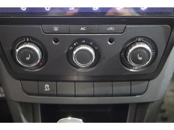 Skoda Yeti I Рестайлинг с пробегом 2013 года, цена 743 000 рублей, 155681 км, внедорожник, Автокод Объявления