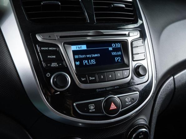 Hyundai Solaris I Рестайлинг с пробегом 2015 года, цена 1 199 000 рублей, 61934 км, хэтчбек, Автокод Объявления