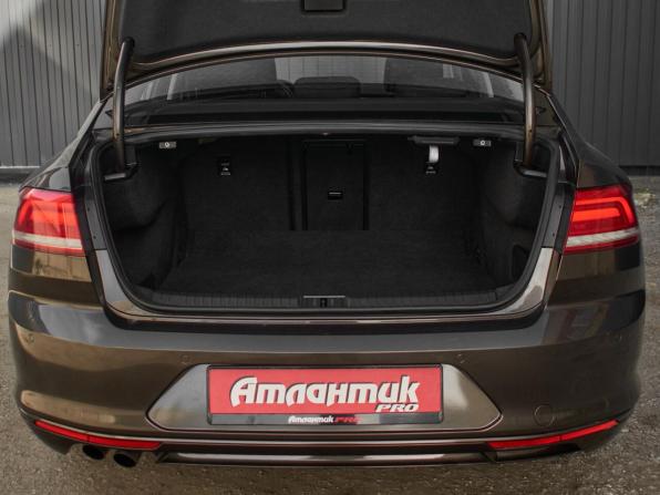 Volkswagen Passat B8 с пробегом 2015 года, цена 1 710 000 рублей, 143568 км, седан, Автокод Объявления