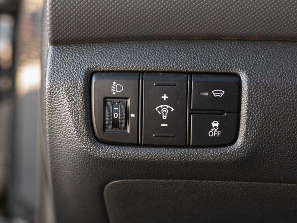Hyundai Creta I с пробегом 2018 года, цена 1 925 000 рублей, 105685 км, внедорожник, Автокод Объявления
