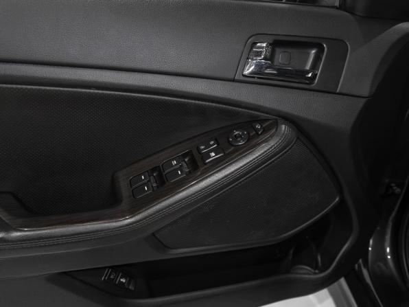 Kia K5 I с пробегом 2011 года, цена 1 095 000 рублей, 221700 км, седан, Автокод Объявления