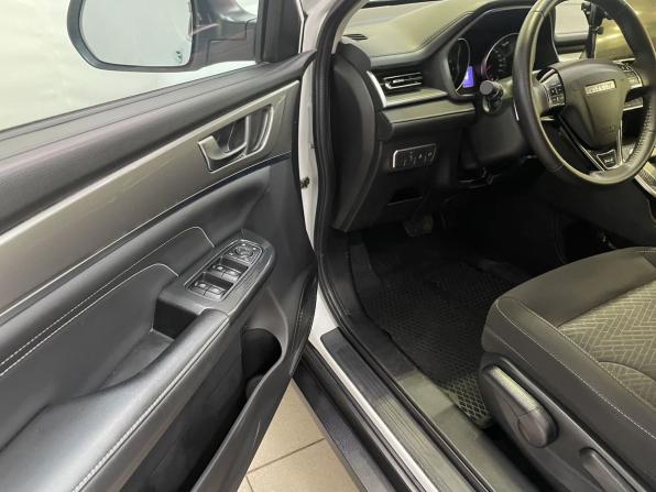 Haval M6 II с пробегом 2024 года, цена 1 869 000 рублей, 49214 км, внедорожник, Автокод Объявления