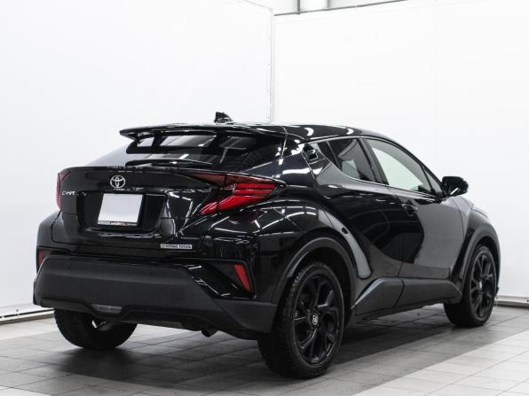 Toyota C-HR I Рестайлинг с пробегом 2021 года, цена 2 250 000 рублей, 43241 км, внедорожник, Автокод Объявления