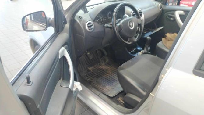 Renault Logan I Рестайлинг с пробегом 2013 года, цена 395 000 рублей, 218236 км, седан, Автокод Объявления