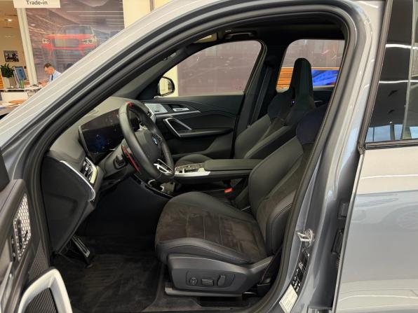 BMW X1 III (U11/U12) с пробегом 2025 года, цена 6 490 000 рублей, 1624 км, внедорожник, Автокод Объявления