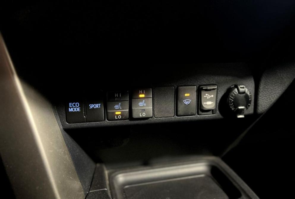 Toyota RAV4 IV (XA40) Нижний Новгород  - изображение 18