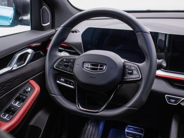 Geely Coolray I Рестайлинг с пробегом 2024 года, цена 2 048 000 рублей, 19575 км, внедорожник, Автокод Объявления