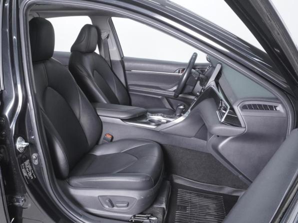 Toyota Camry VIII (XV70) Рестайлинг с пробегом 2023 года, цена 3 245 000 рублей, 77104 км, седан, Автокод Объявления