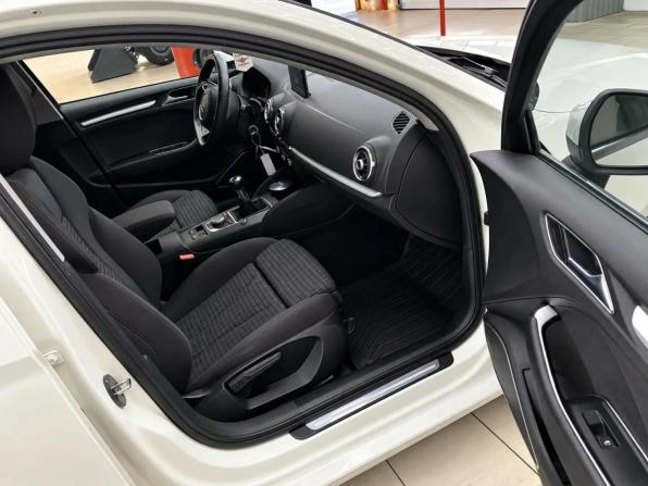 Audi A3 III (8V) с пробегом 2014 года, цена 1 348 000 рублей, 222040 км, седан, Автокод Объявления