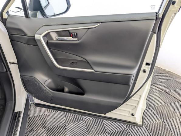 Toyota RAV4 V (XA50) с пробегом 2025 года, цена 4 150 000 рублей, 6840 км, внедорожник, Автокод Объявления