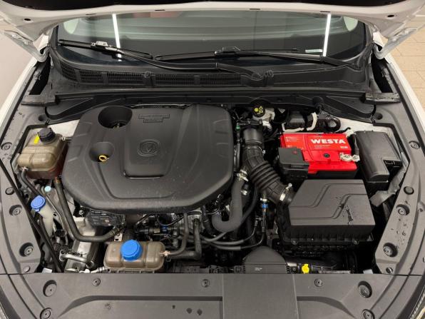 Changan Eado Plus с пробегом 2024 года, цена 1 800 000 рублей, 7752 км, седан, Автокод Объявления
