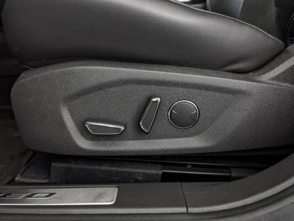 Ford Mondeo V с пробегом 2018 года, цена 1 940 000 рублей, 105357 км, седан, Автокод Объявления