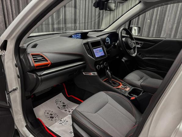 Subaru Forester V с пробегом 2018 года, цена 2 815 000 рублей, 118000 км, внедорожник, Автокод Объявления