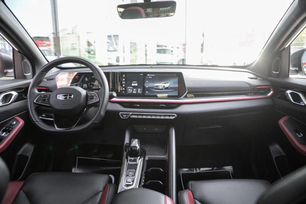 Geely Coolray I Иркутск  - изображение 16