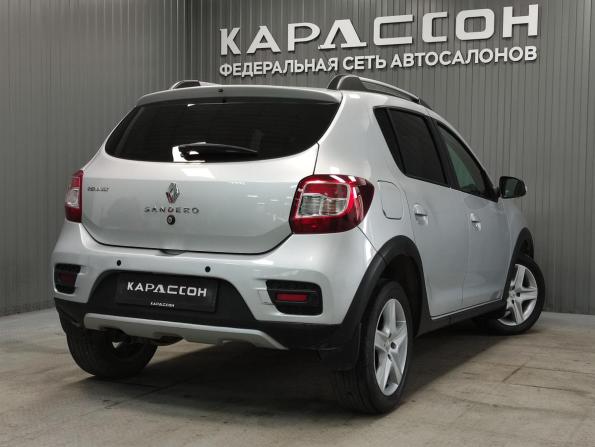 Renault Sandero II с пробегом 2016 года, цена 909 000 рублей, 103402 км, хэтчбек, Автокод Объявления