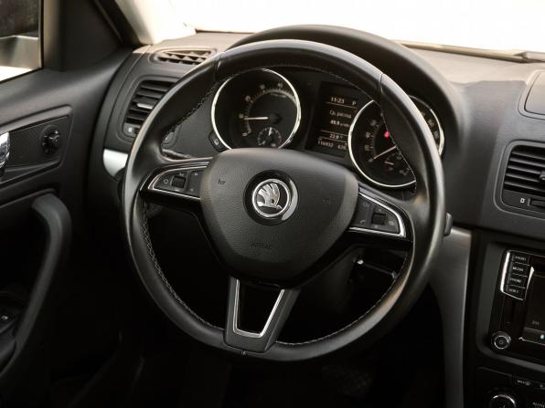 Skoda Yeti I Рестайлинг с пробегом 2016 года, цена 1 538 000 рублей, 116950 км, внедорожник, Автокод Объявления