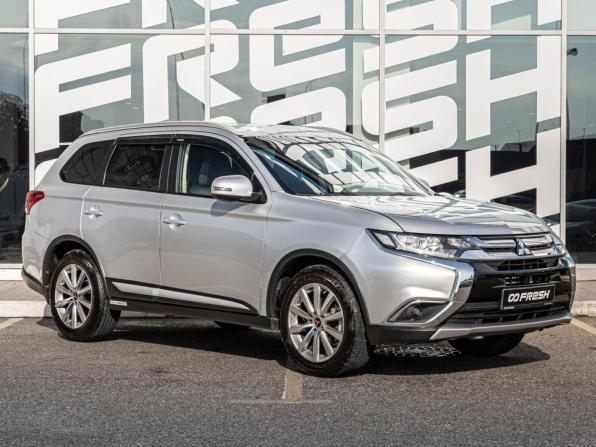 Mitsubishi Outlander III Рестайлинг 2 с пробегом 2015 года, цена 1 590 000 рублей, 151884 км, внедорожник, Автокод Объявления