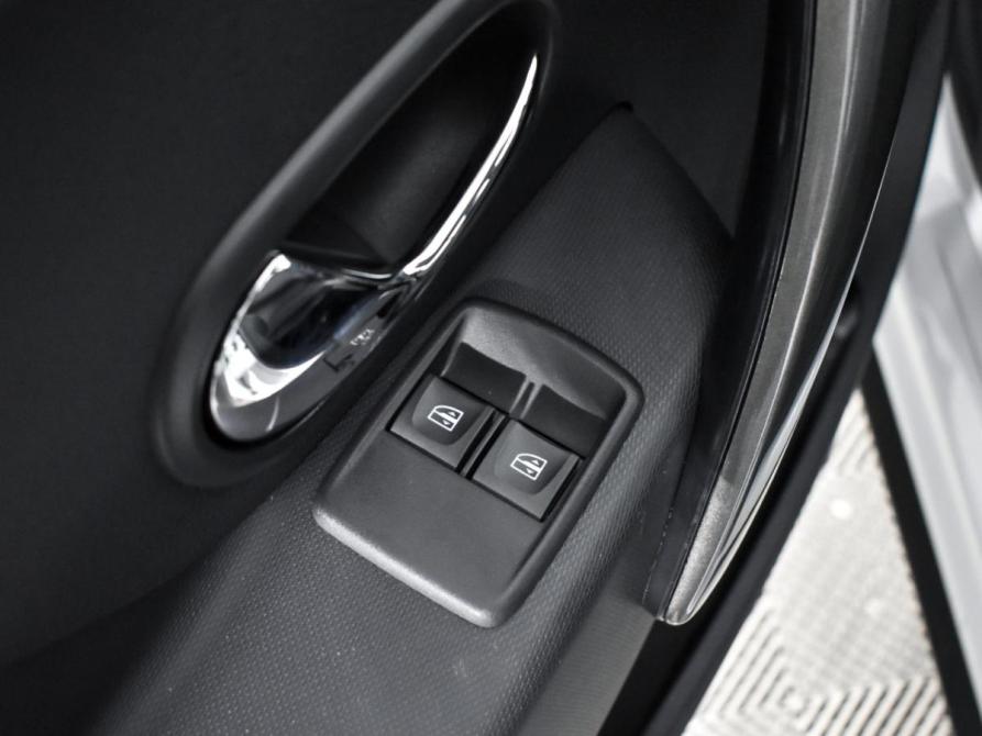 Renault Sandero II Рестайлинг Санкт-Петербург  - изображение 11