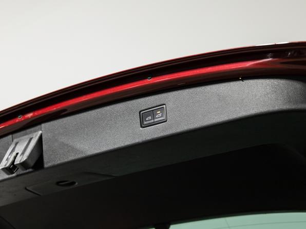 Volkswagen Tiguan II с пробегом 2017 года, цена 2 249 700 рублей, 166604 км, внедорожник, Автокод Объявления