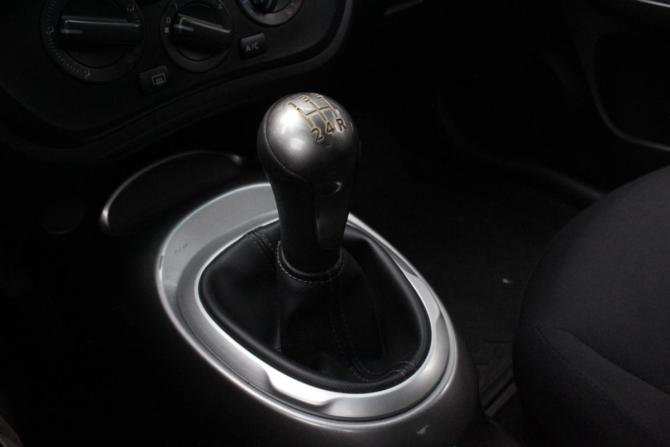 Nissan Juke I Рестайлинг с пробегом 2015 года, цена 1 145 000 рублей, 174952 км, внедорожник, Автокод Объявления