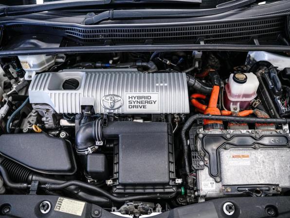 Toyota Prius III (XW30) с пробегом 2011 года, цена 919 000 рублей, 221470 км, лифтбек, Автокод Объявления