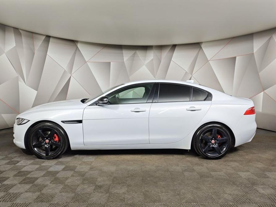 Jaguar XE I Москва  - изображение 5