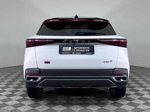 Omoda C5 I с пробегом 2022 года, цена 1 700 000 рублей, 50618 км, внедорожник, Автокод Объявления