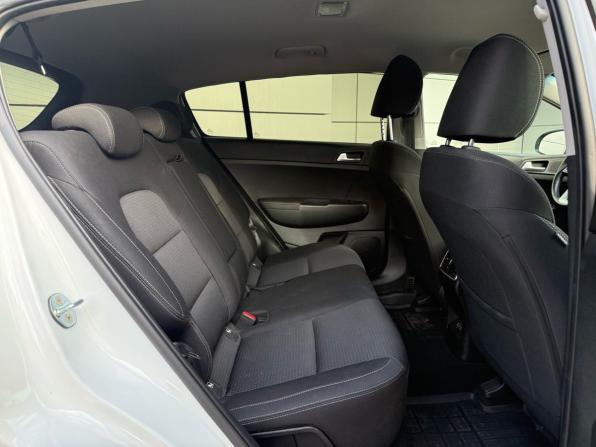 Kia Sportage IV Рестайлинг с пробегом 2021 года, цена 2 420 000 рублей, 115213 км, внедорожник, Автокод Объявления