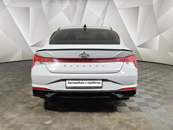 Hyundai Elantra VII (CN7) с пробегом 2022 года, цена 2 065 000 рублей, 92560 км, седан, Автокод Объявления