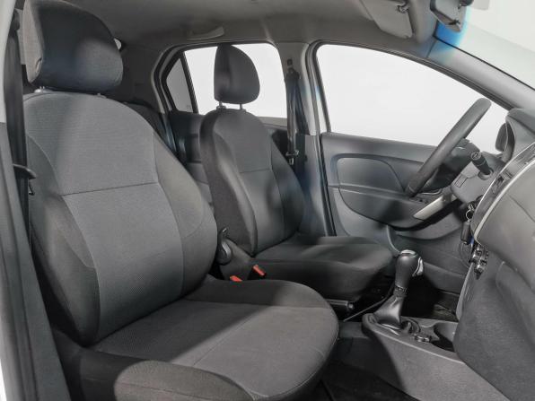 Renault Logan II Рестайлинг с пробегом 2020 года, цена 599 000 рублей, 216833 км, седан, Автокод Объявления