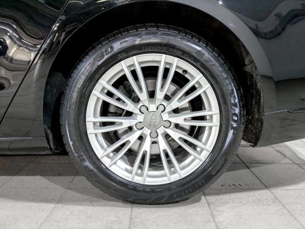 Audi A8 III (D4) Рестайлинг с пробегом 2016 года, цена 3 500 000 рублей, 90722 км, седан, Автокод Объявления
