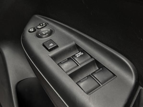 Honda Fit III с пробегом 2016 года, цена 970 000 рублей, 124000 км, хэтчбек, Автокод Объявления