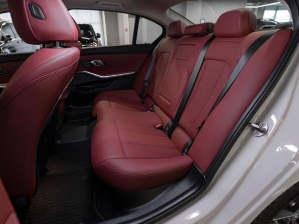 BMW 3 серии VII (G2x) Рестайлинг 2 с пробегом 2025 года, цена 6 000 000 рублей, 12246 км, седан, Автокод Объявления