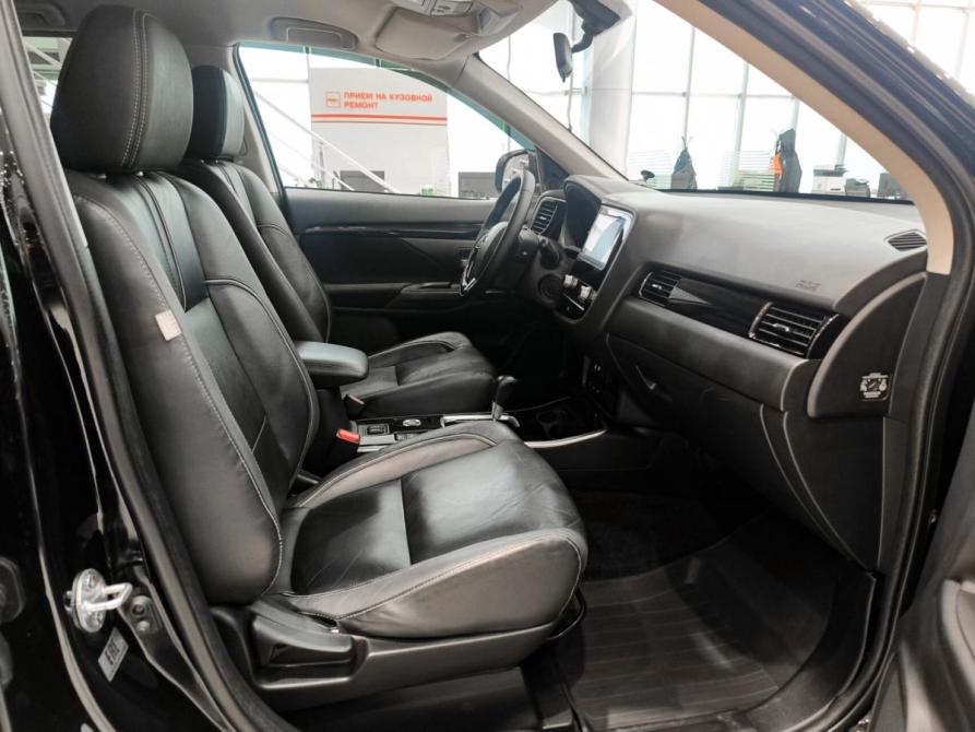 Mitsubishi Outlander III Рестайлинг 3 Казань  - изображение 13