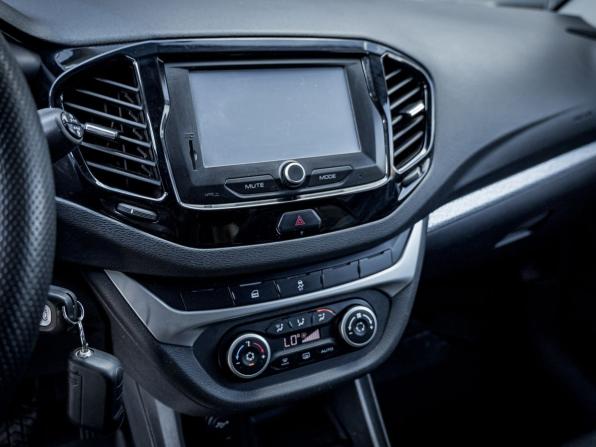 Lada (ВАЗ) Vesta I с пробегом 2018 года, цена 999 000 рублей, 124462 км, универсал, Автокод Объявления