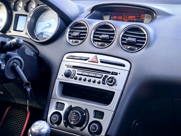 Peugeot 308 I Рестайлинг с пробегом 2011 года, цена 309 000 рублей, 290000 км, хэтчбек, Автокод Объявления